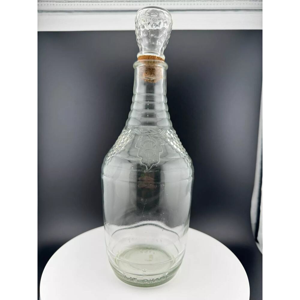 Vintage Grape Pattern Clear Glass Decanter Bottle with Stopper Empty Bottle